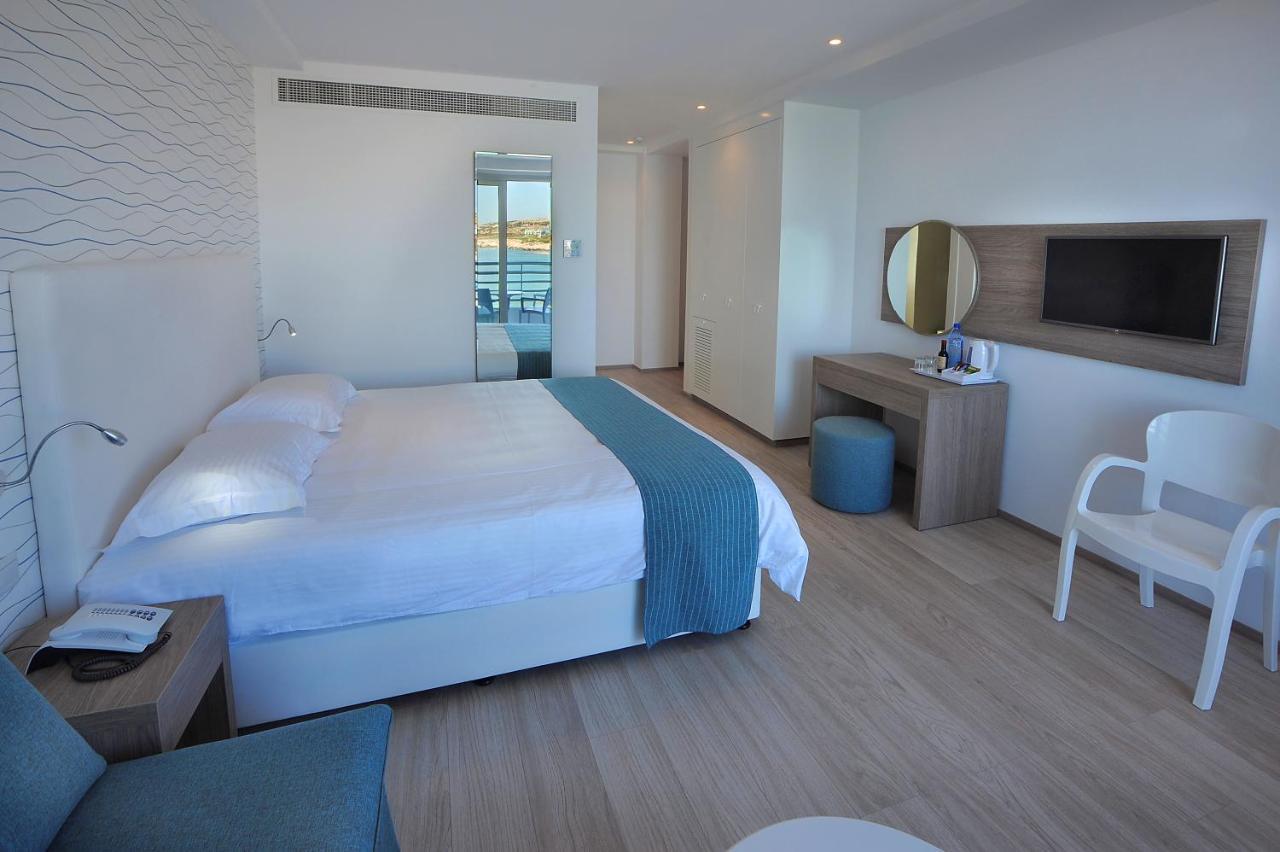 Okeanos Beach Boutique Hotel Айя Напа Екстериор снимка