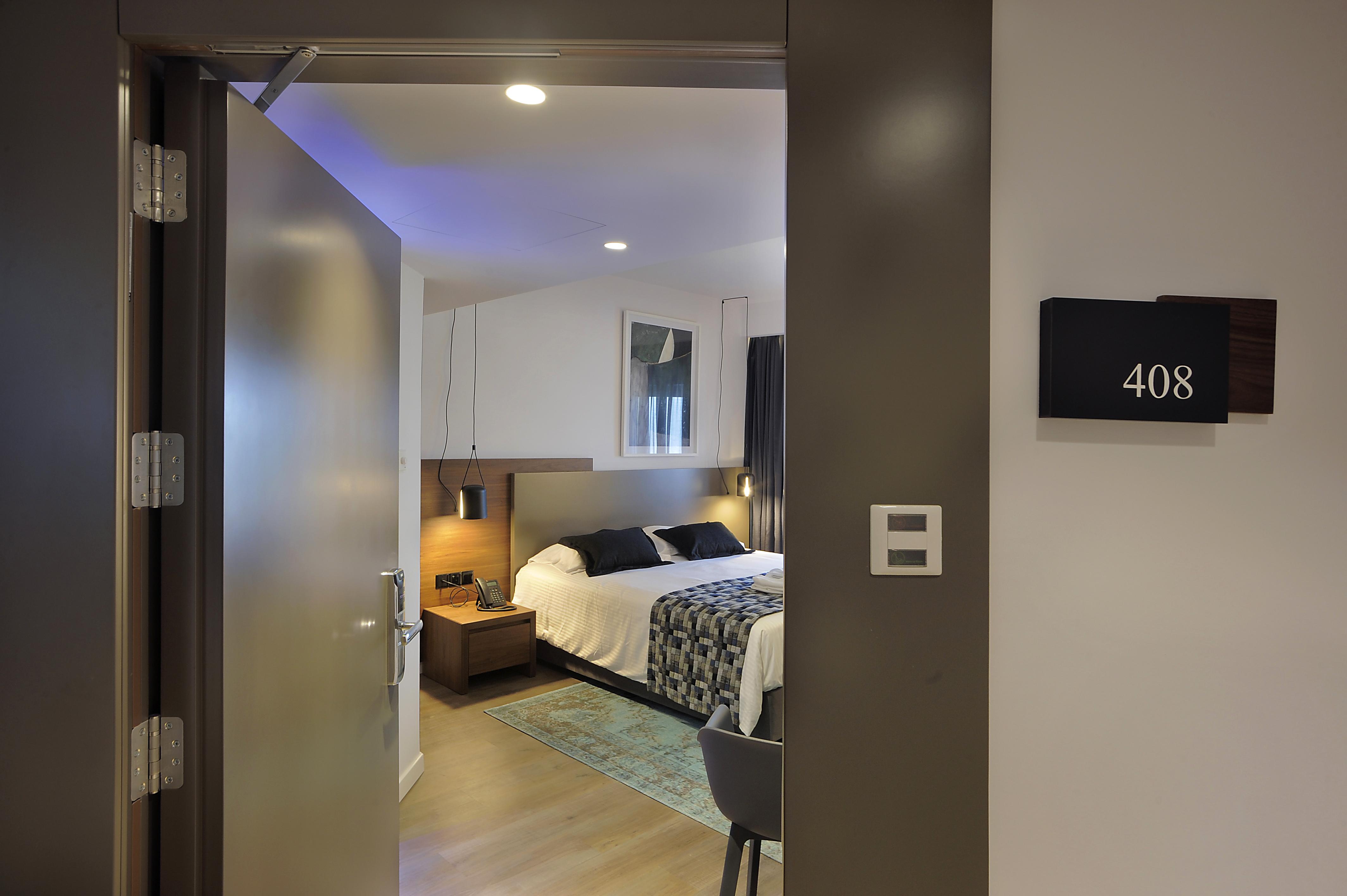 Okeanos Beach Boutique Hotel Айя Напа Екстериор снимка
