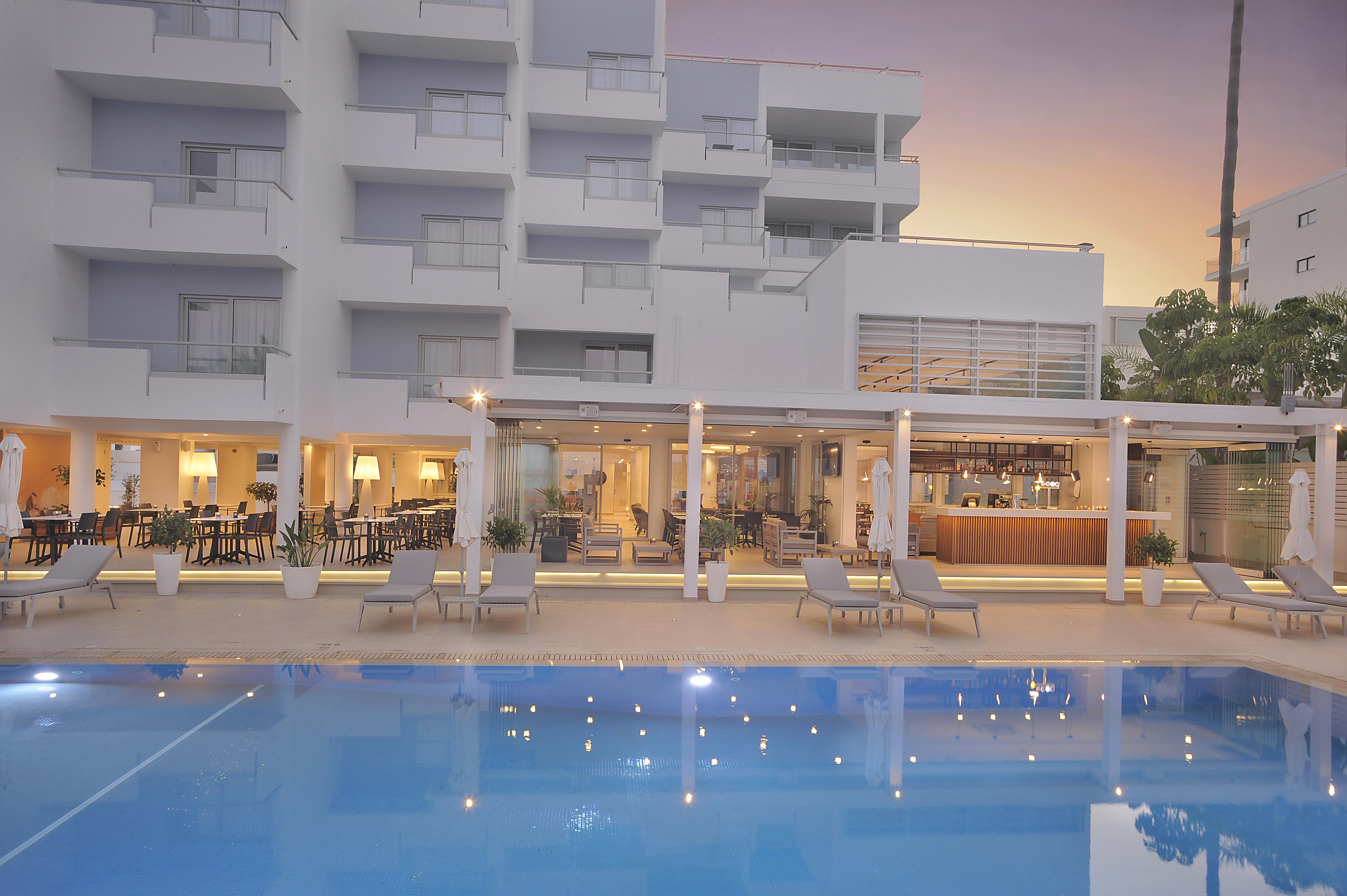 Okeanos Beach Boutique Hotel Айя Напа Екстериор снимка