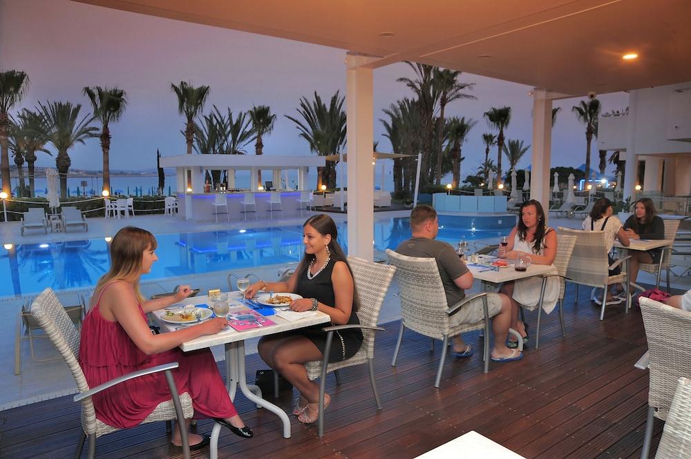 Okeanos Beach Boutique Hotel Айя Напа Екстериор снимка
